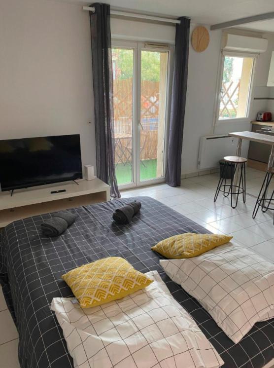 Superbe T2 Avec Parking Prive Apartment Agen Exterior photo
